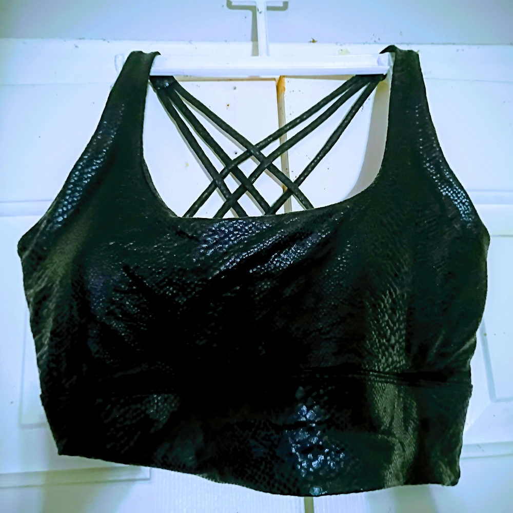 Yoga Black Cropped Tank Top with Strappy Back & Bottoms